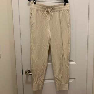 Dynamite large light pants